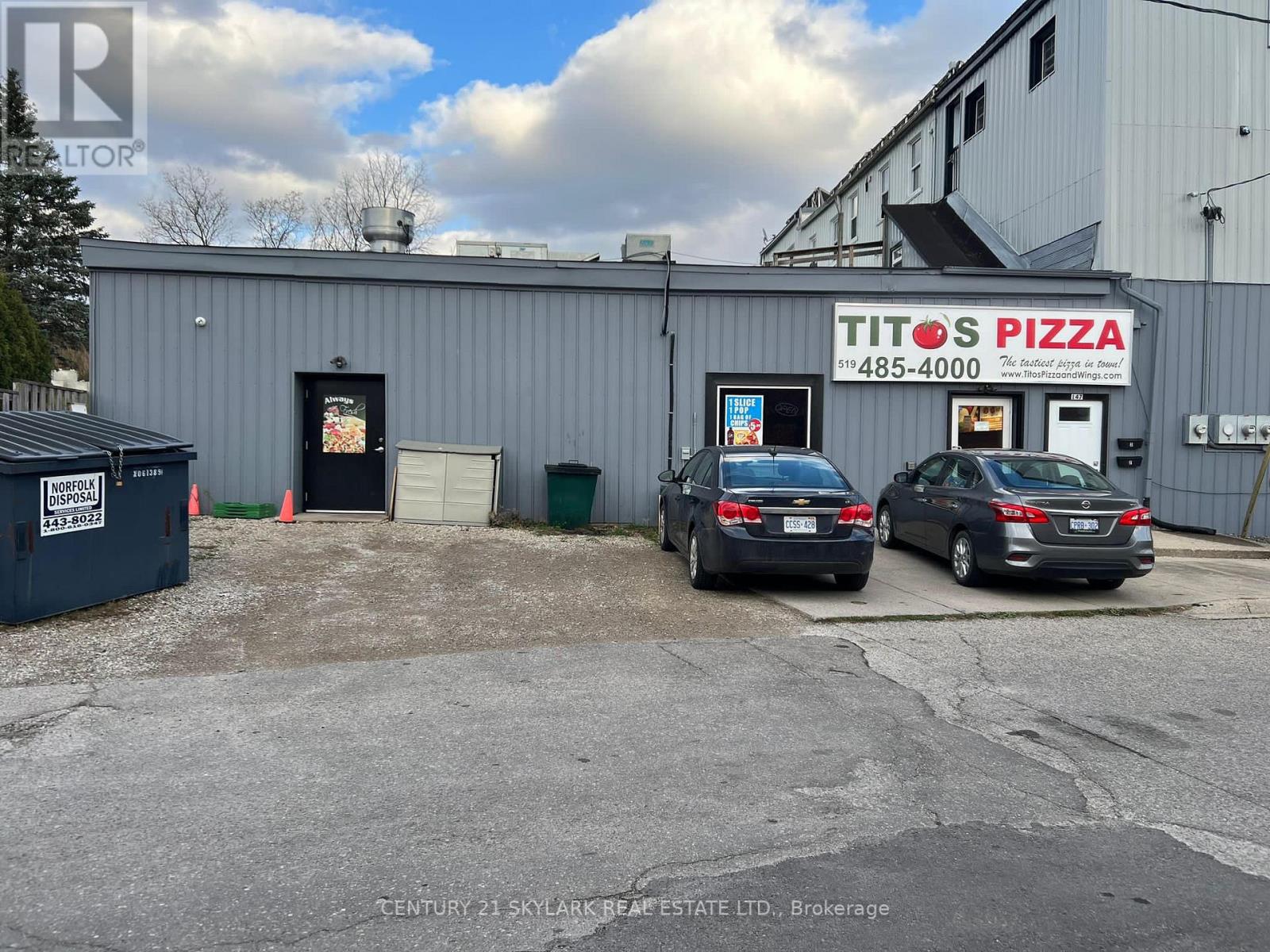 #2 -51 KING ST E, #2