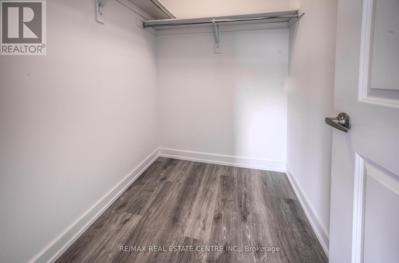 #6 -350 RIVER RD, #6