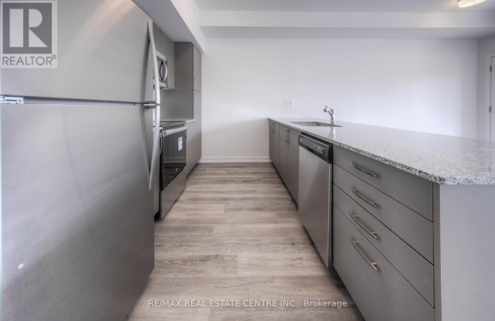 #6 -350 RIVER RD, #6