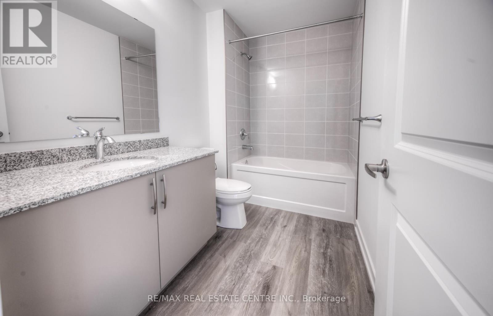 #6 -350 RIVER RD, #6