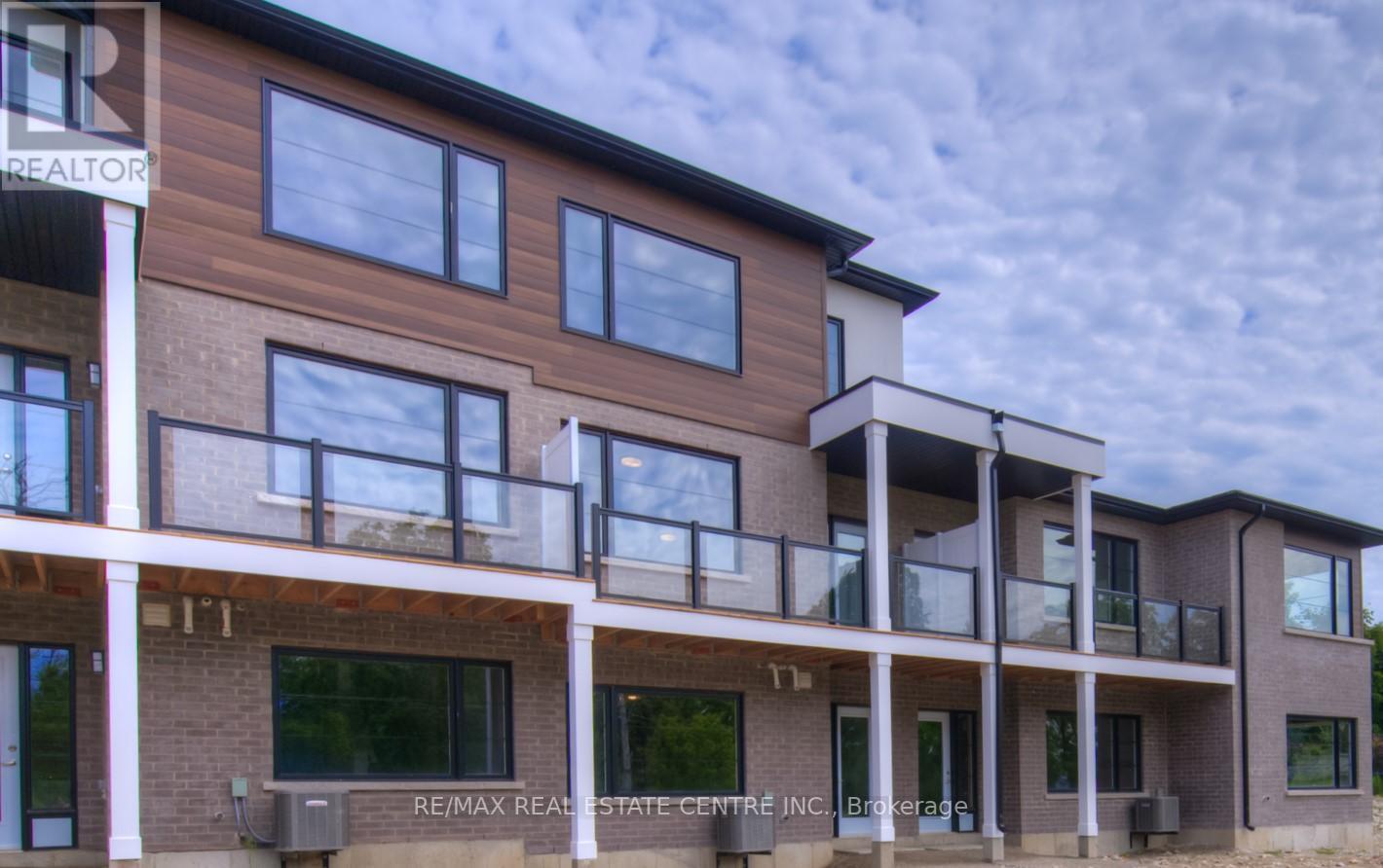 #6 -350 RIVER RD, #6