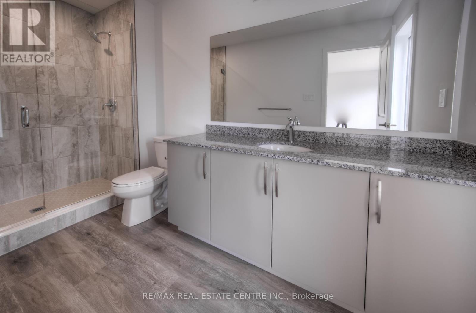 #6 -350 RIVER RD, #6