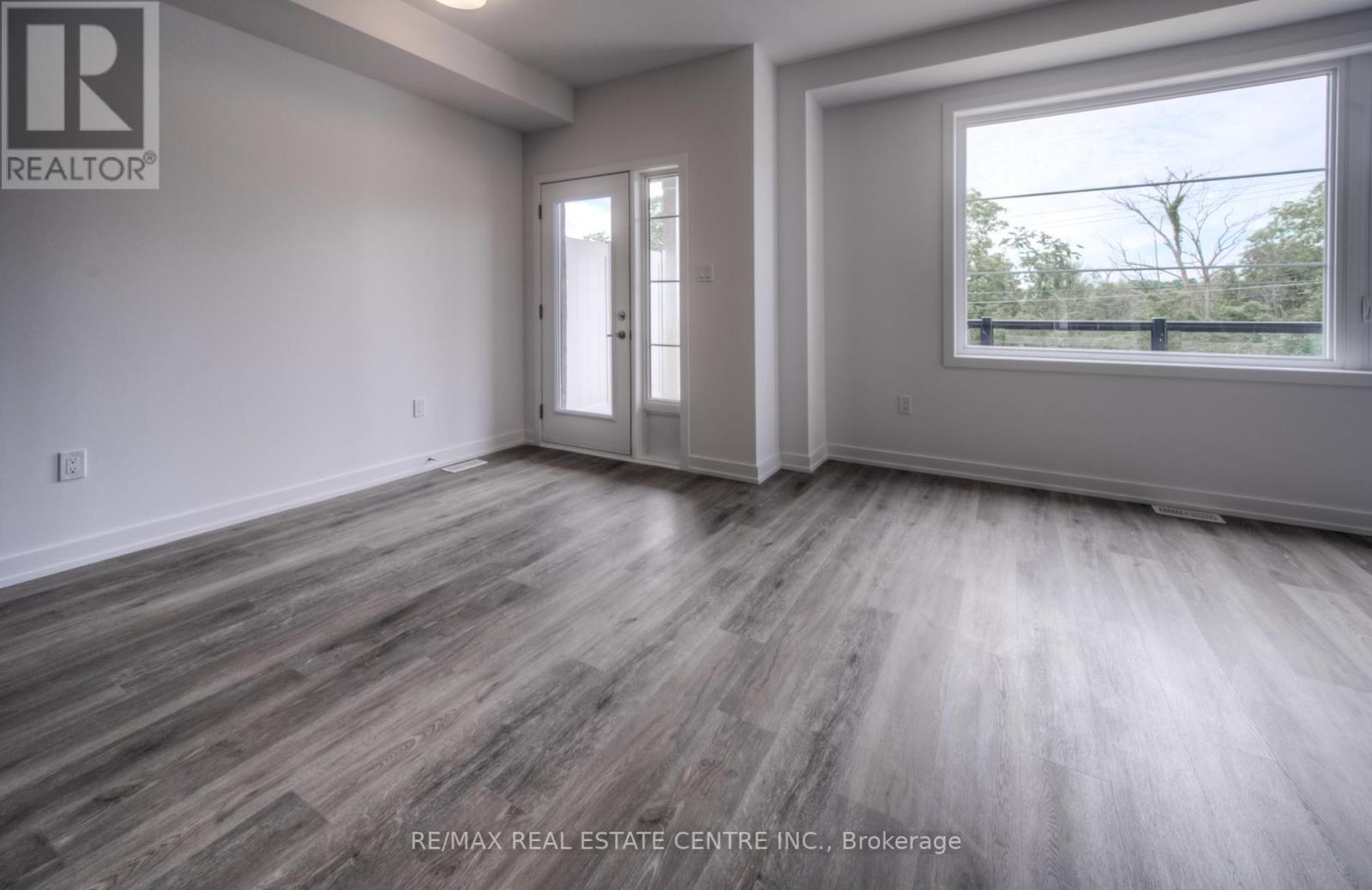 #6 -350 RIVER RD, #6