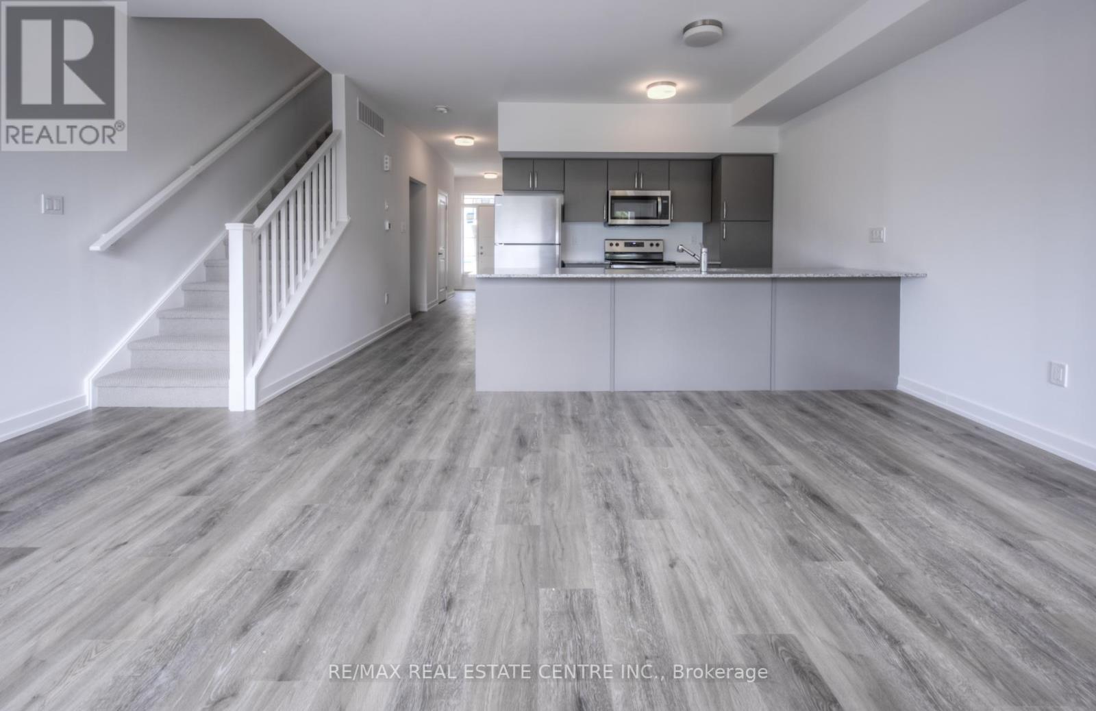 #6 -350 RIVER RD, #6