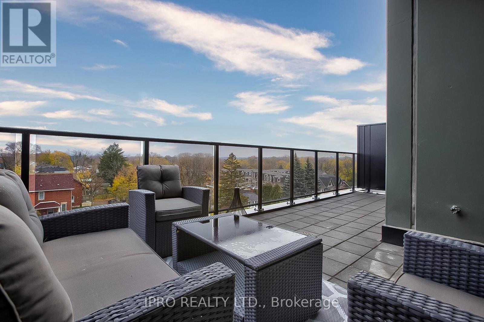 #511 -71 WYNDHAM ST S, #511