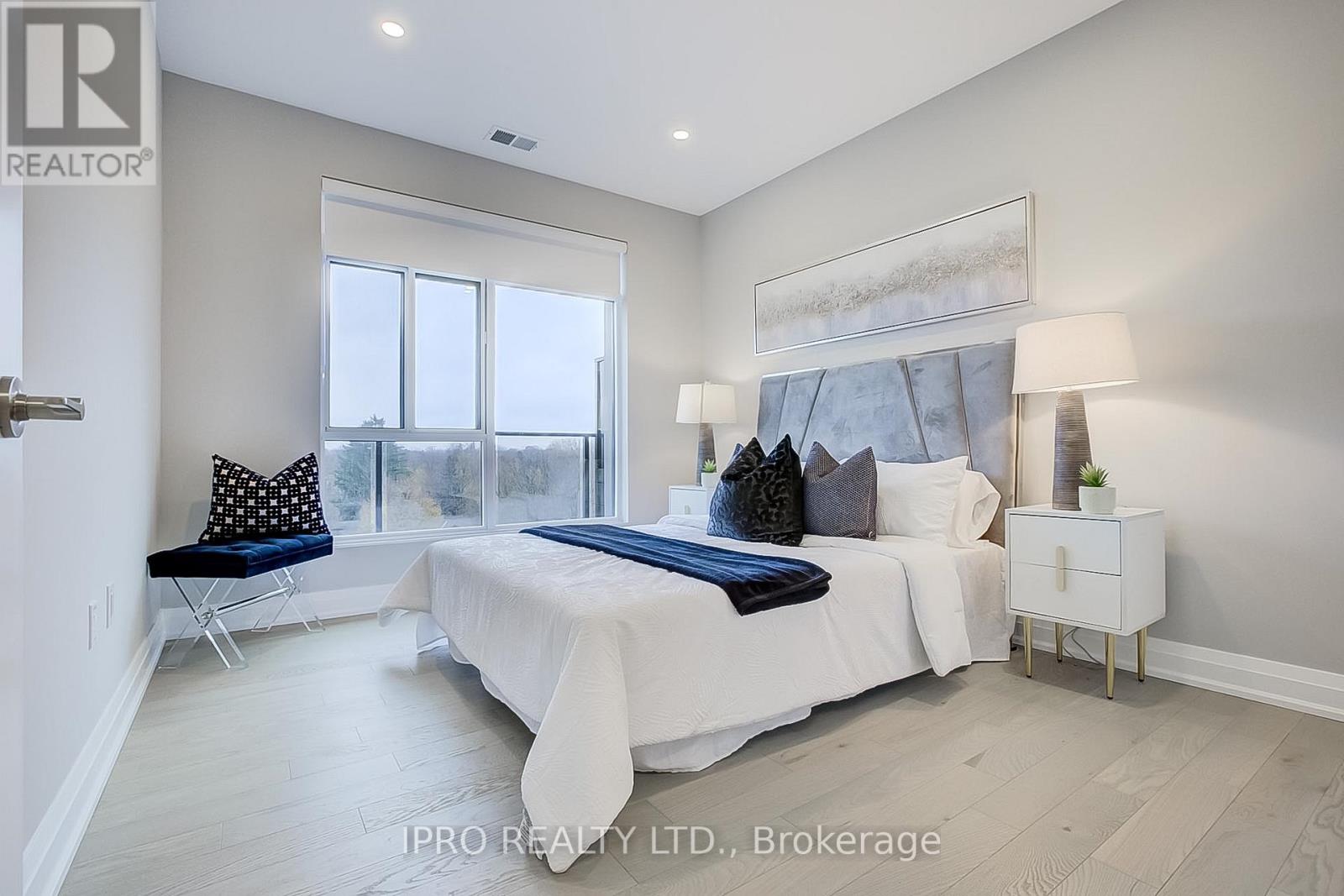 #511 -71 WYNDHAM ST S, #511