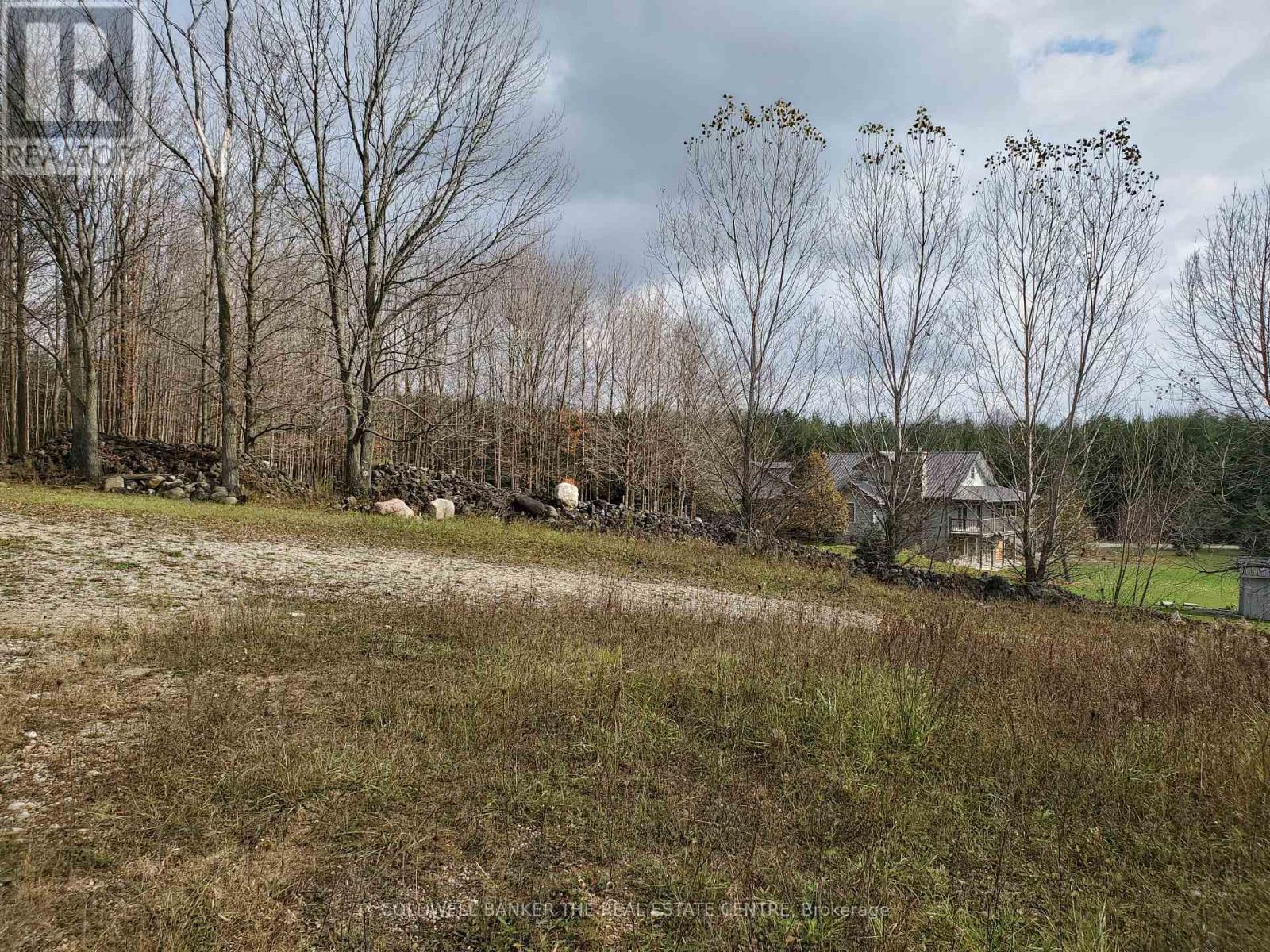 PT LT24 SIDEROAD 8