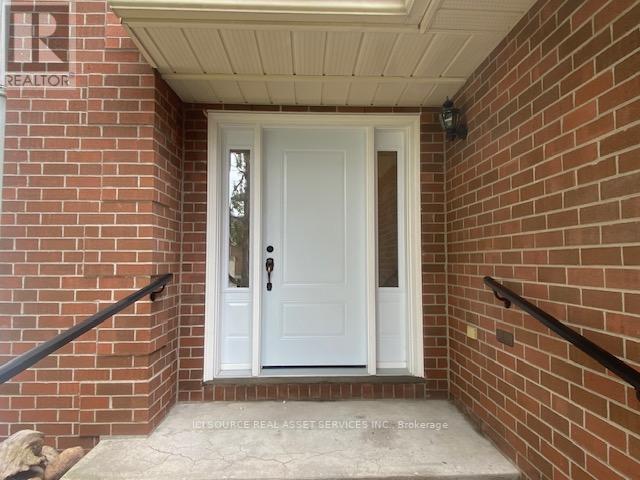 37 BEECHFERN DR