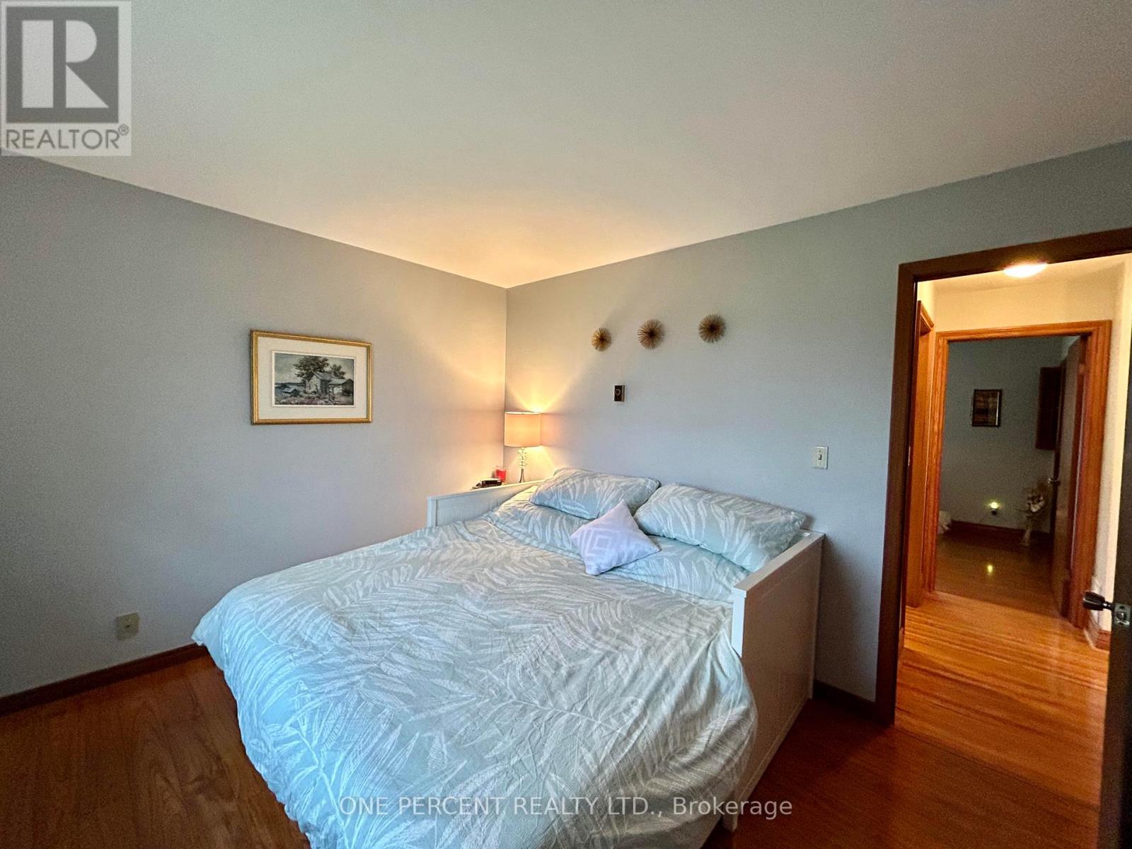 319203 GREY ROAD 1