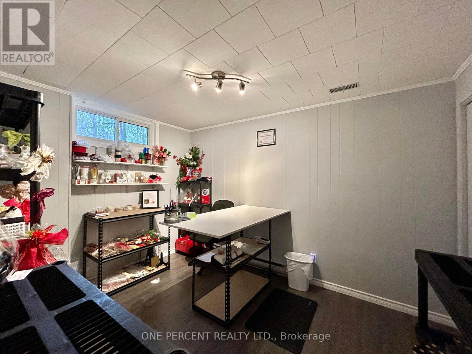 319203 GREY ROAD 1