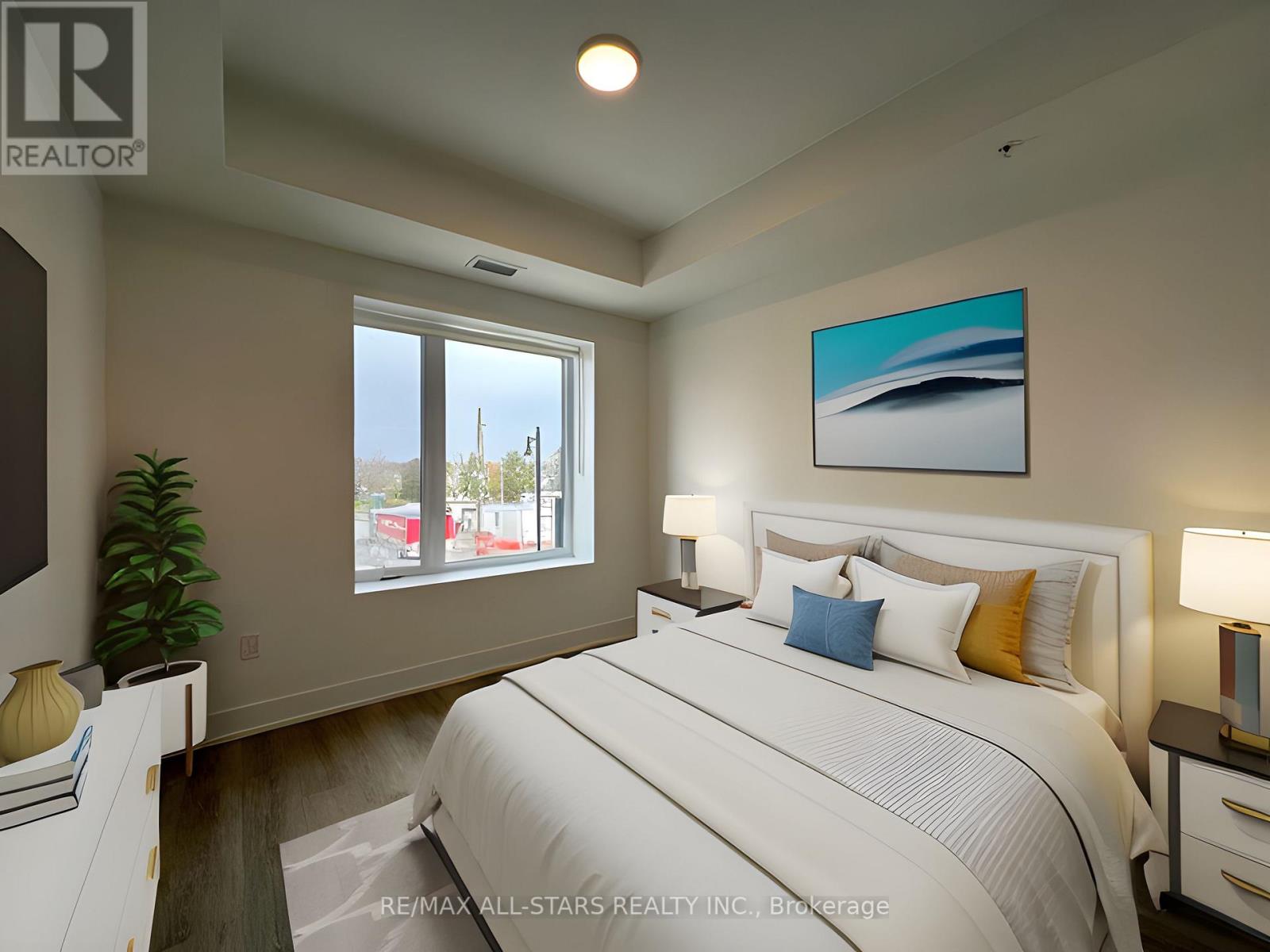 #205 -19A WEST ST, #205