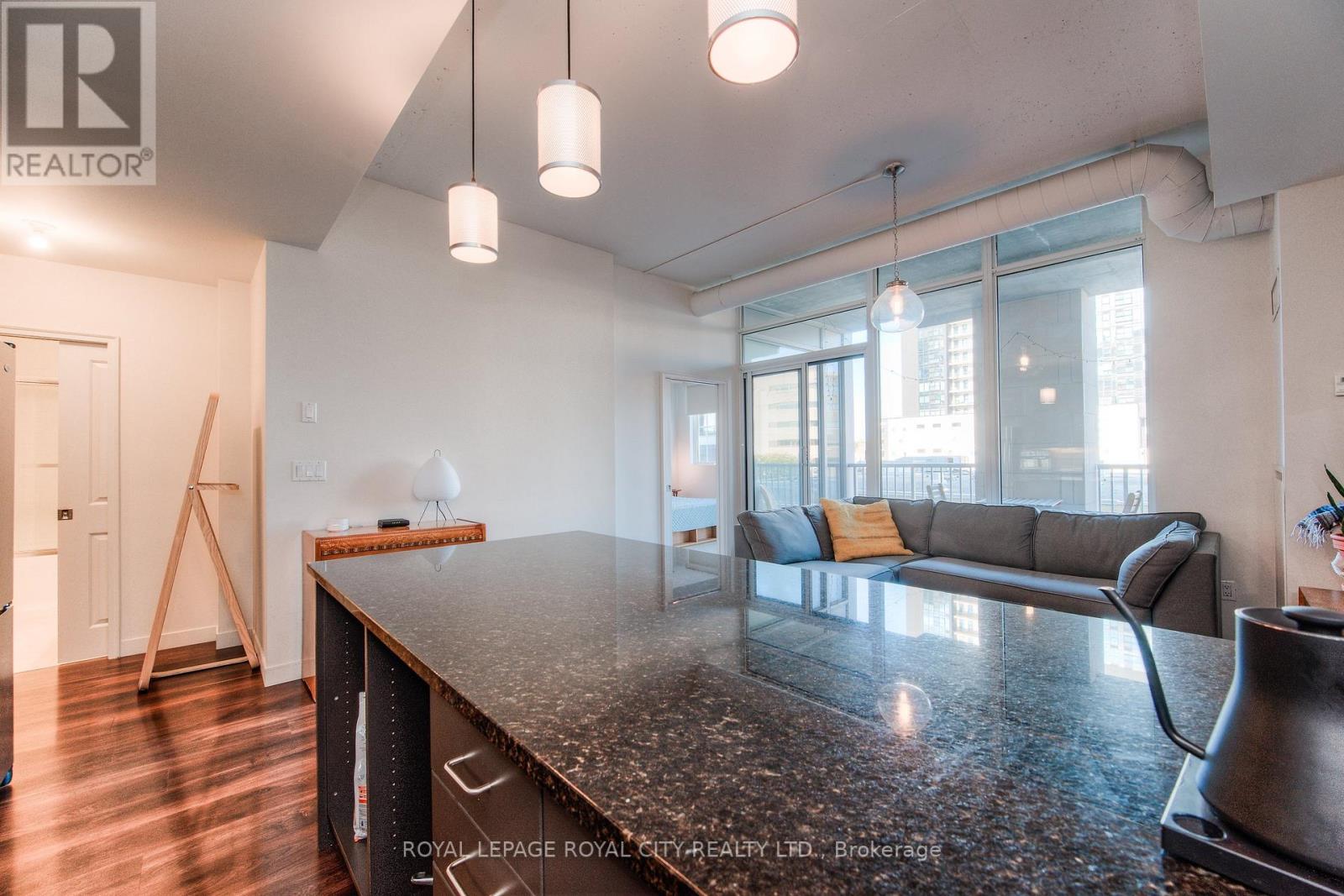 #303 -191 KING ST S, #303