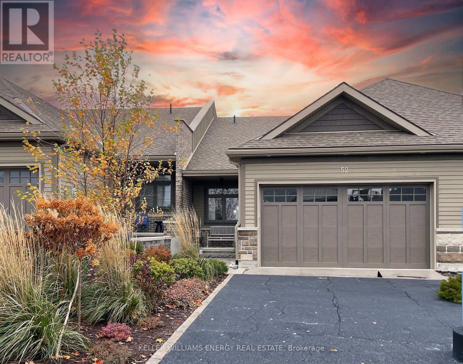 52 PINERIDGE DR