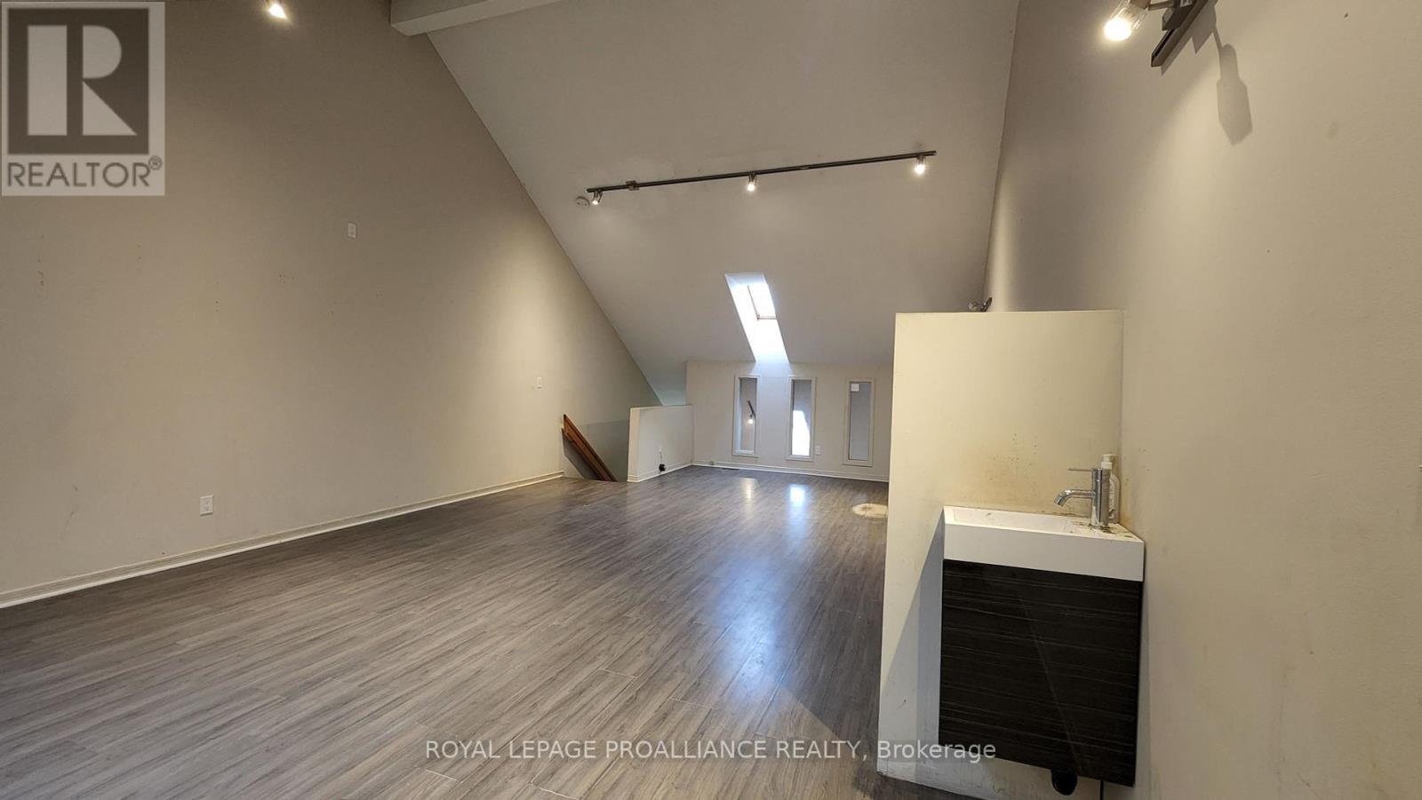637 NORRIS CRT