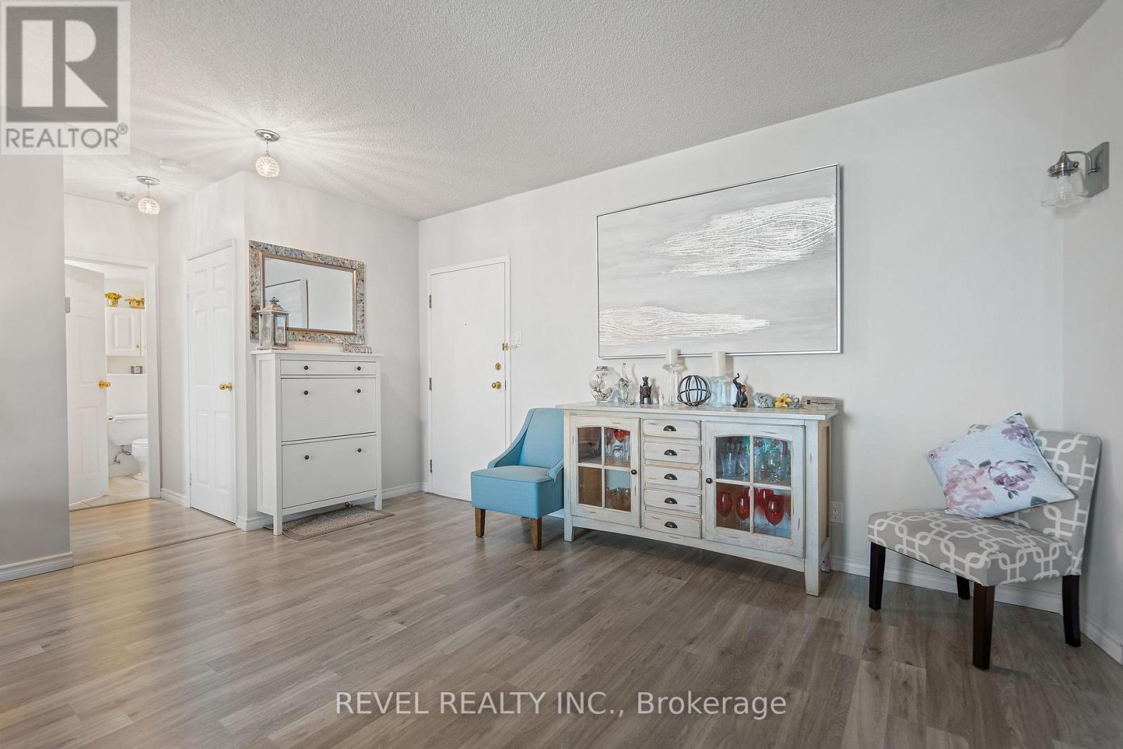 #912 -9 BONHEUR CRT, #912