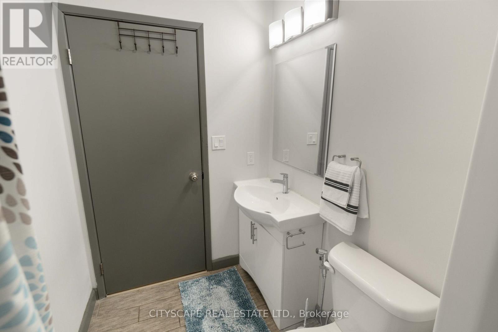 #212 -258B SUNVIEW ST, #212