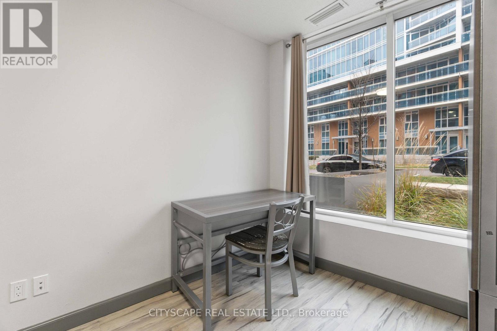 #212 -258B SUNVIEW ST, #212