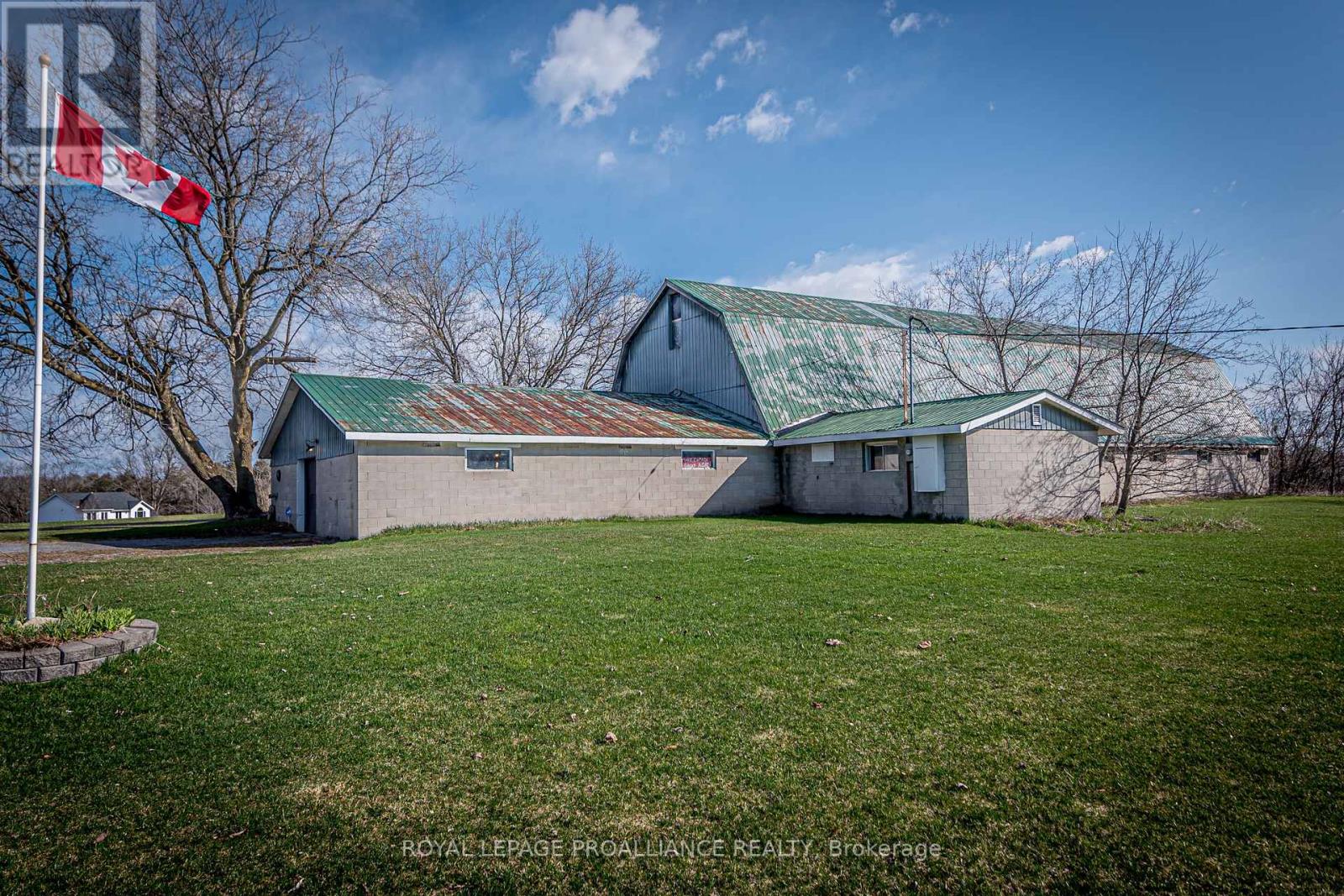 2464 SANDS RD
