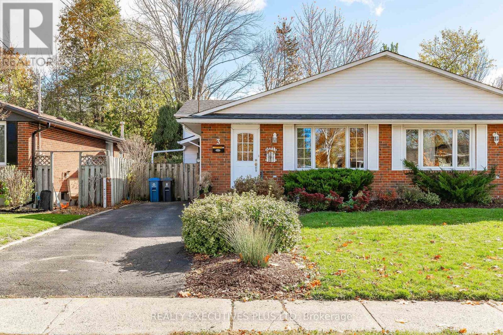 3 ISLINGTON AVE