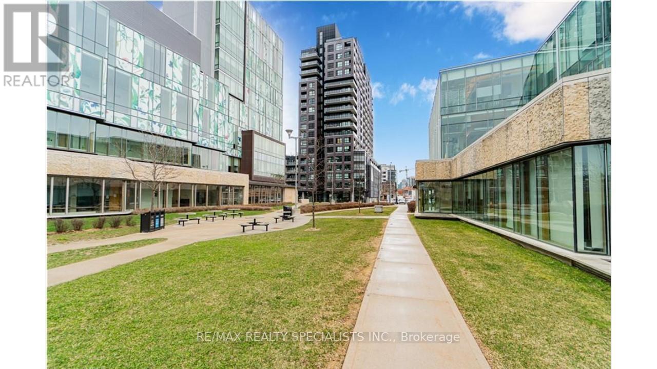 #1510 -1 VICTORIA ST S, #1510