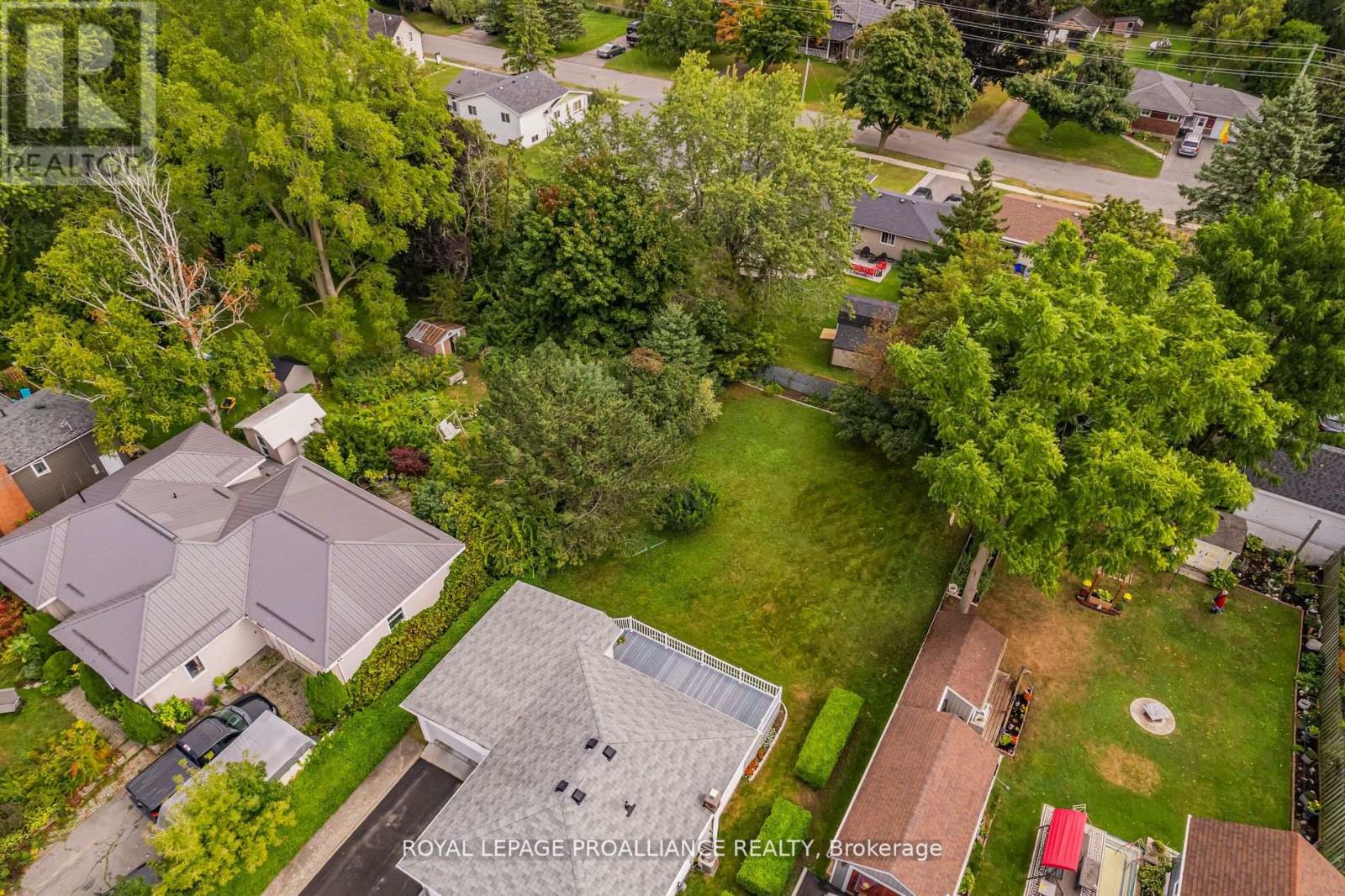 39 MEADE ST