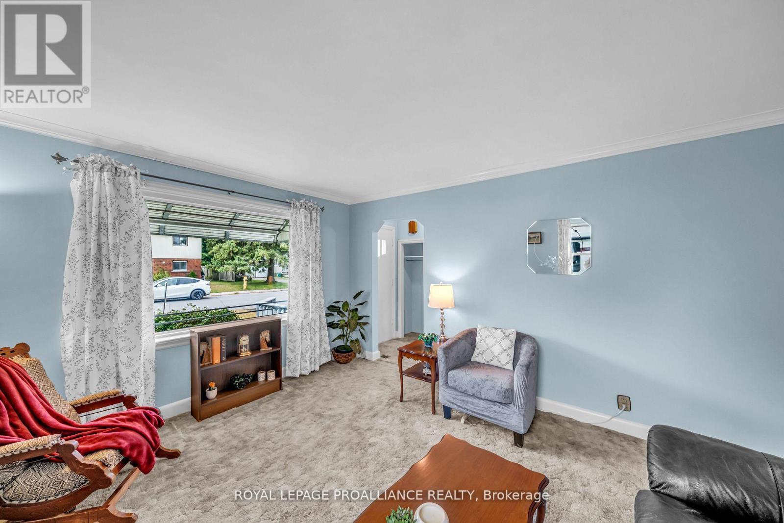 39 MEADE ST