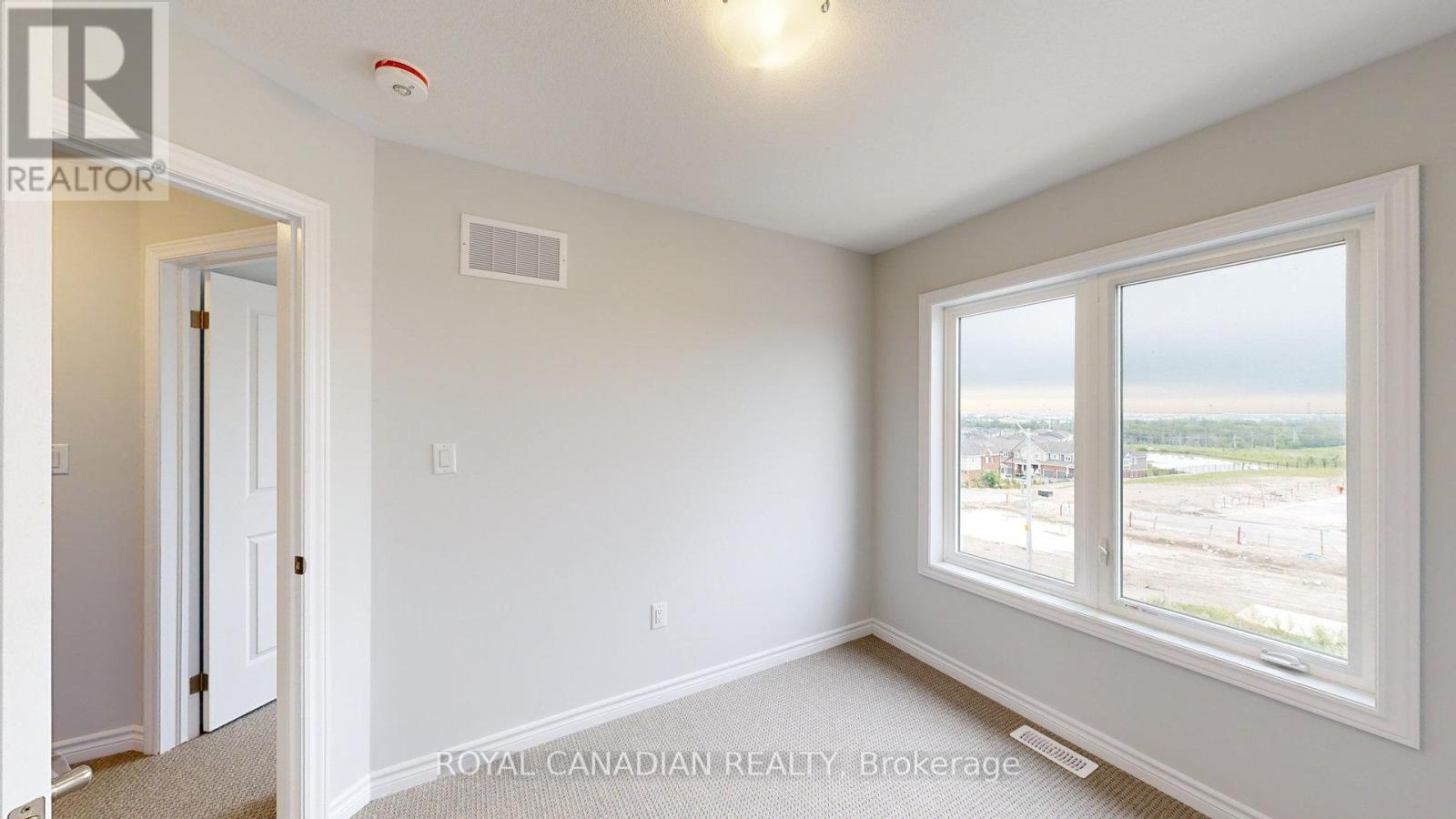 ##5 -290 EQUESTRIAN WAY, ##5