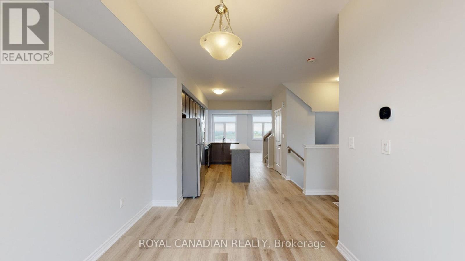 ##5 -290 EQUESTRIAN WAY, ##5