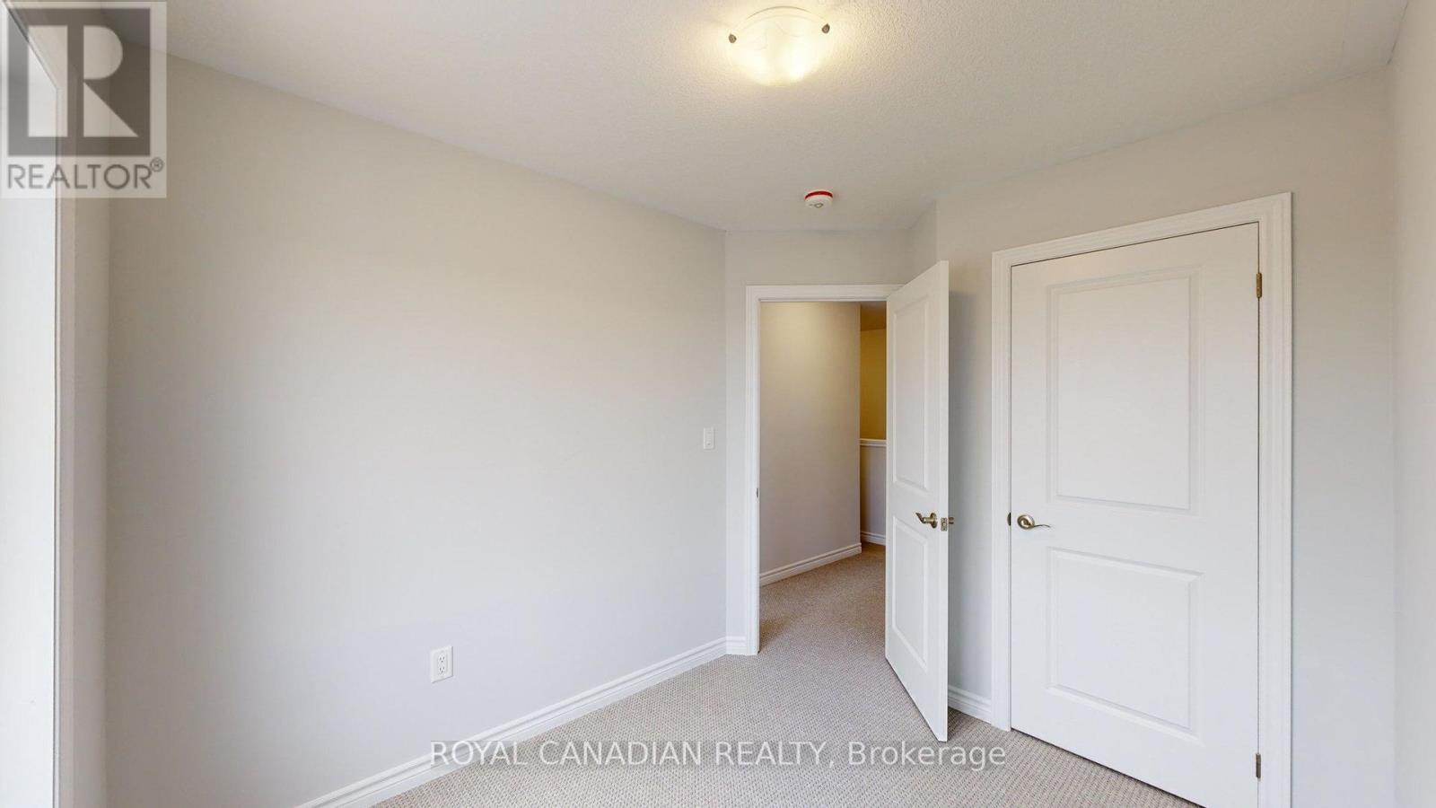 ##5 -290 EQUESTRIAN WAY, ##5