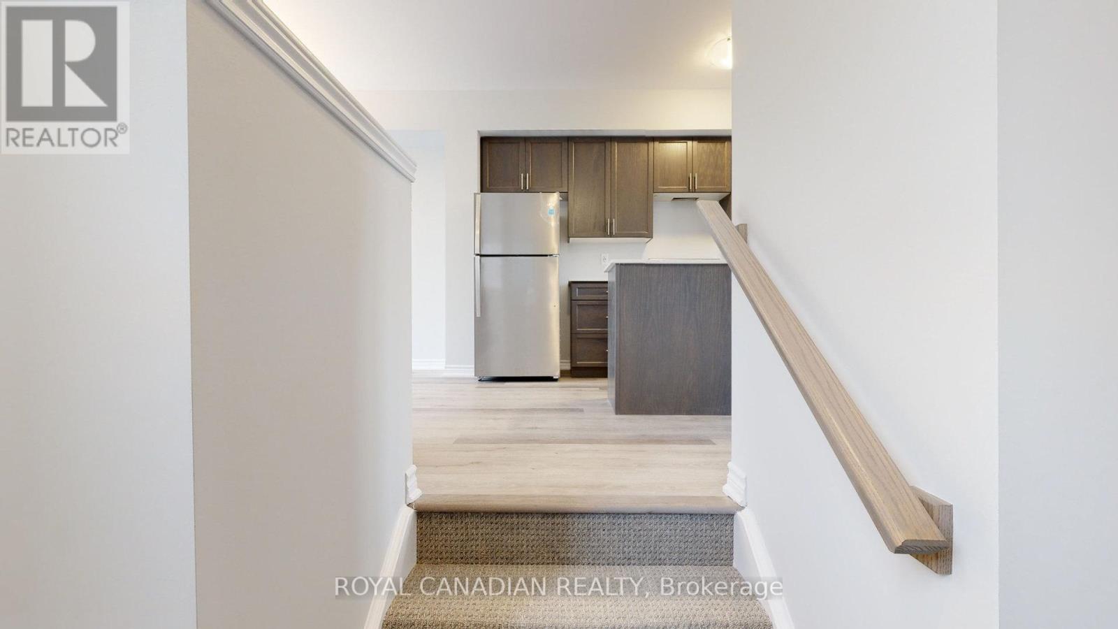##5 -290 EQUESTRIAN WAY, ##5