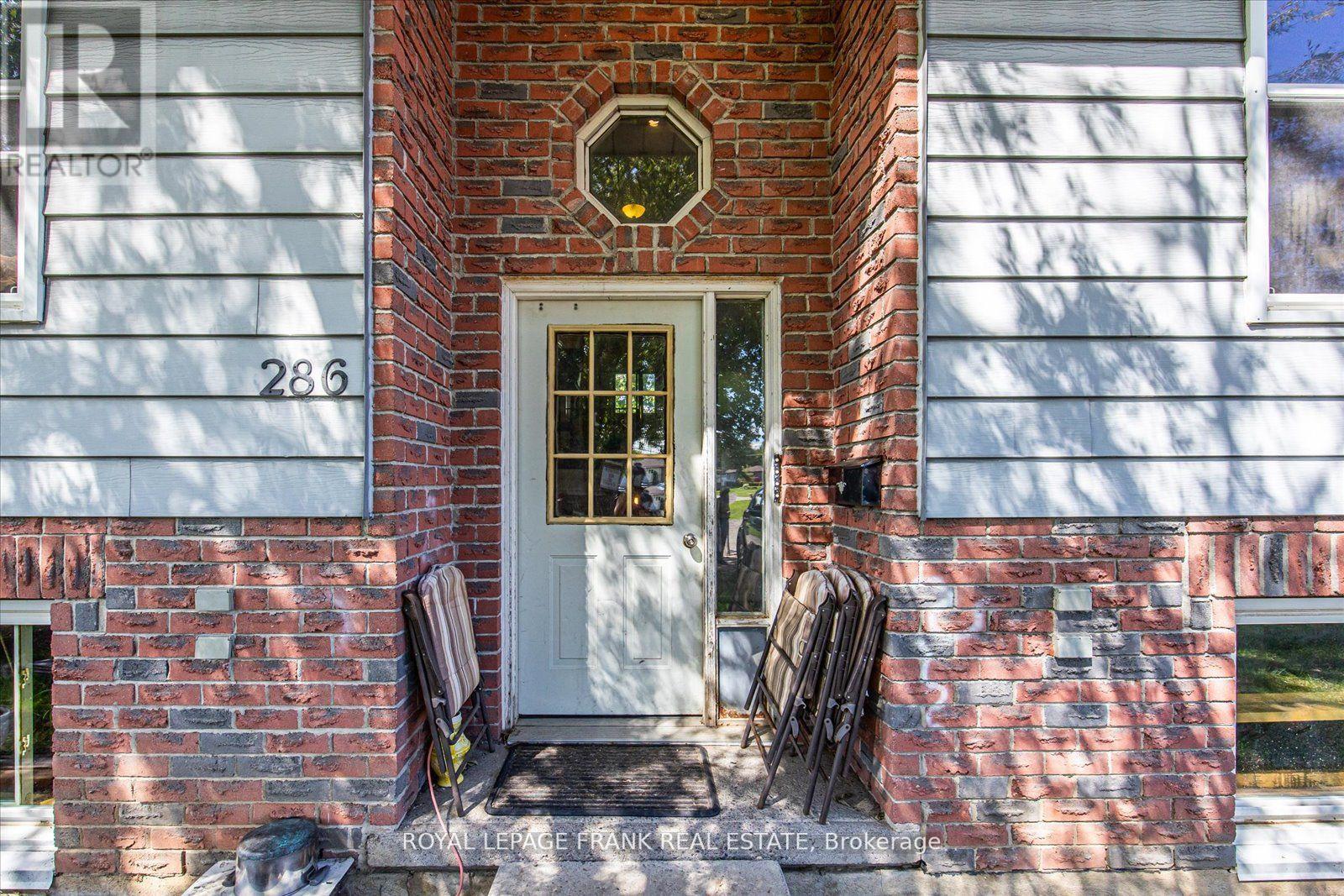 286 WILLIAM ST N
