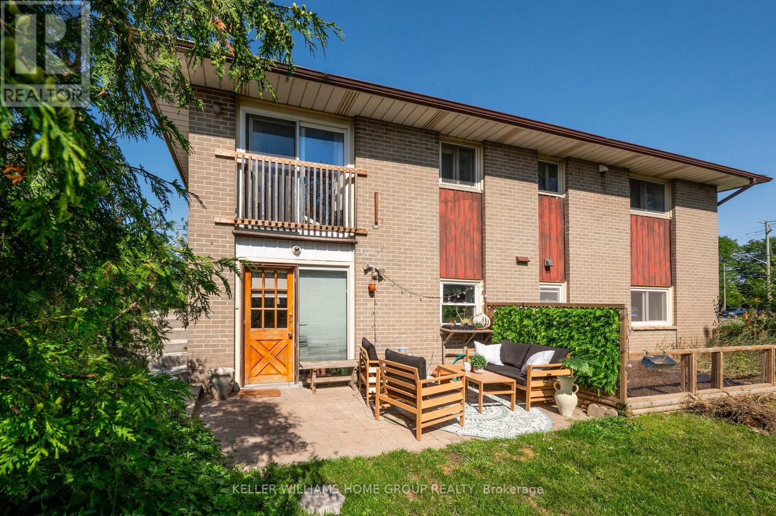 42 DANIEL AVE