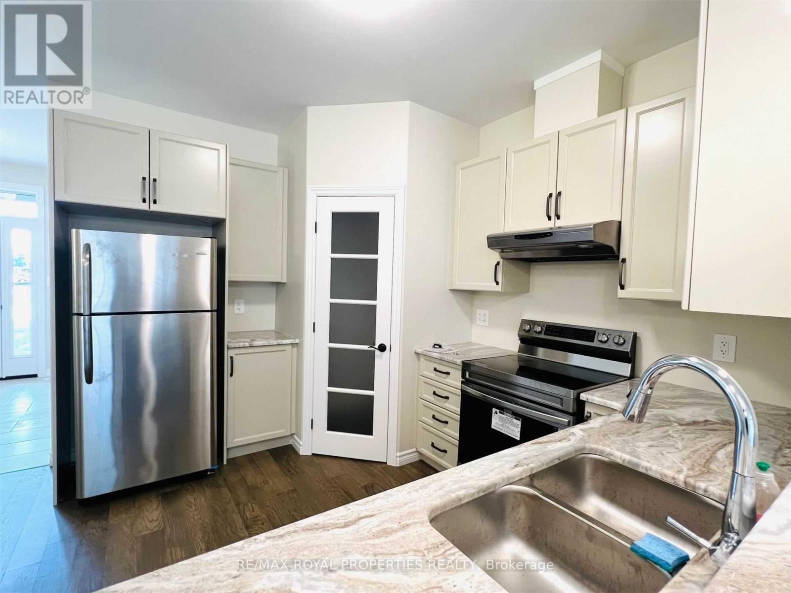 24 ATHABASKA DR