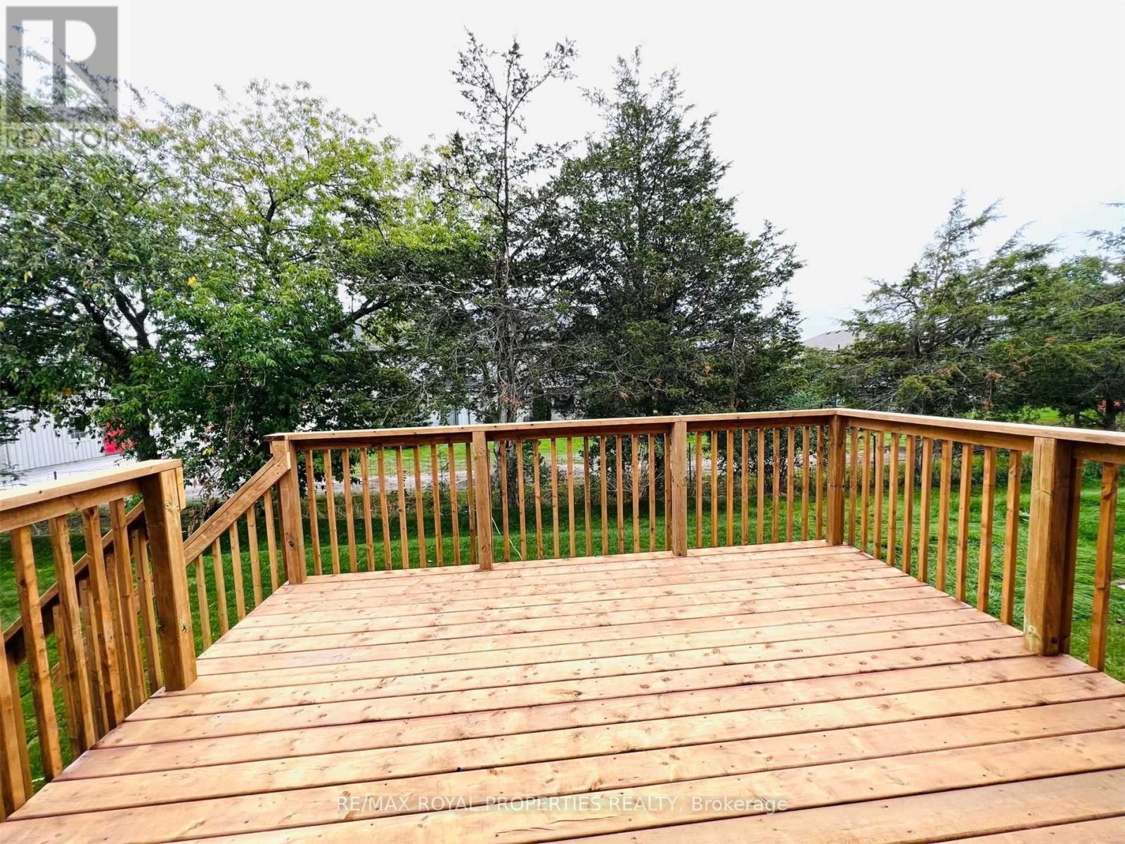 24 ATHABASKA DR