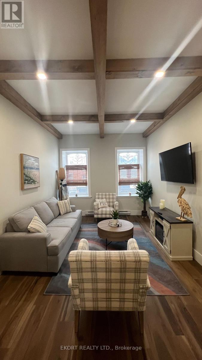 #3 -254 MAIN ST, #3