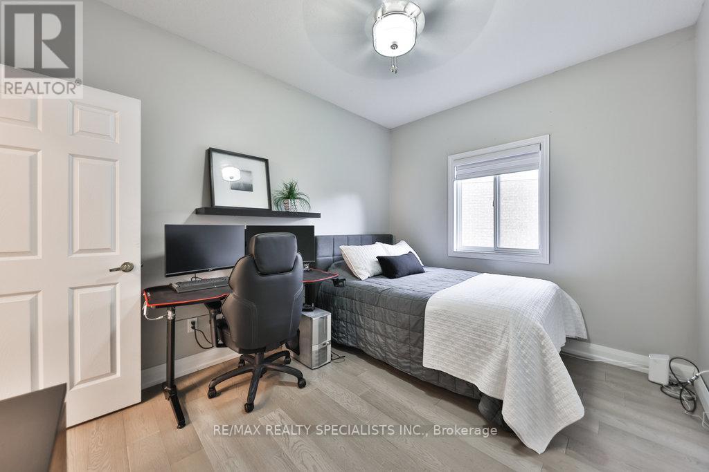 17 HANEY DR