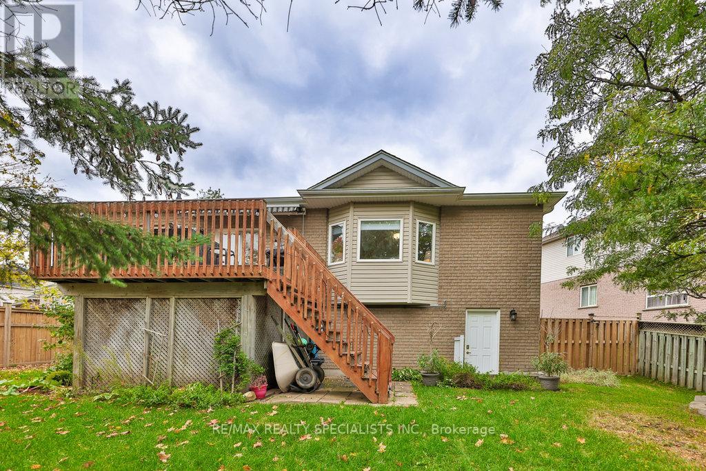 17 HANEY DR
