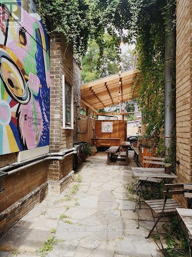 105 BRANT AVE