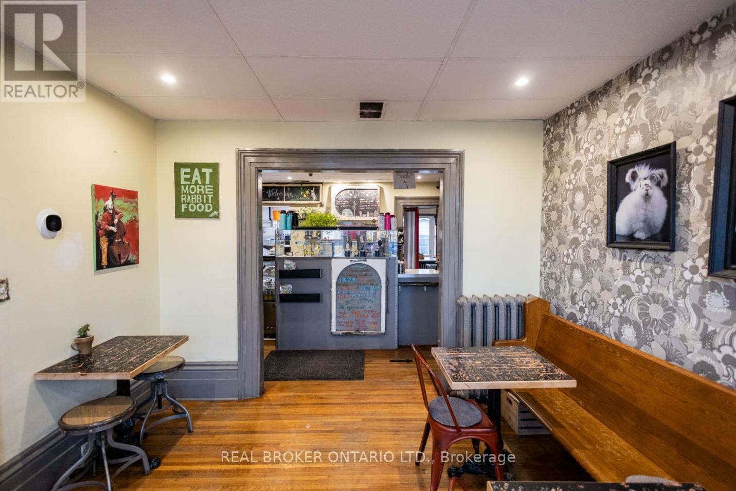 105 BRANT AVE