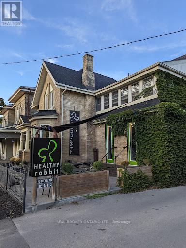 105 BRANT AVE