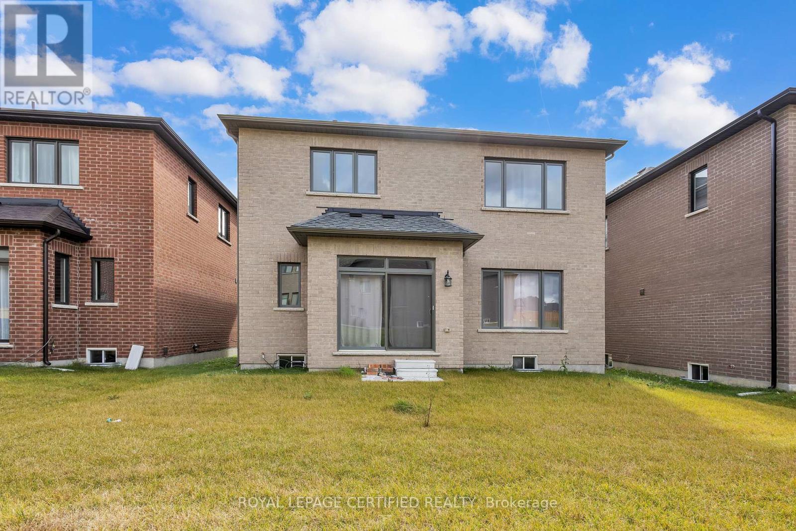 1283 UPPER THAMES DR