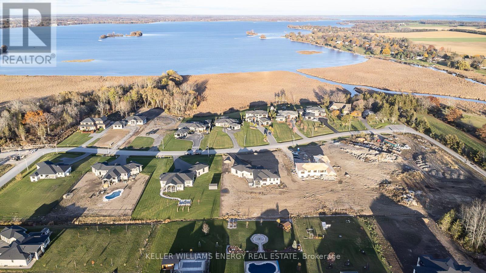 76 NAVIGATION DR