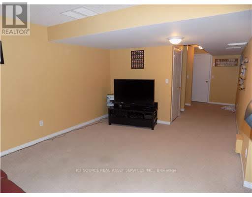 373 UNIVERSITY DOWNS CRES