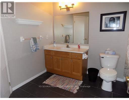 373 UNIVERSITY DOWNS CRES
