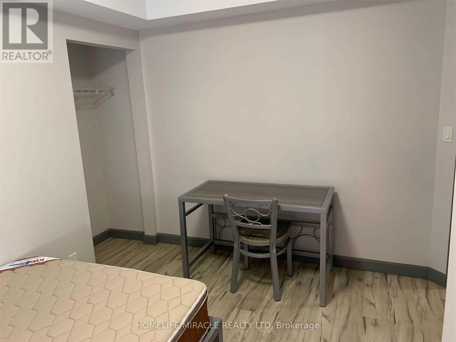 #185 -258A SUNVIEW ST