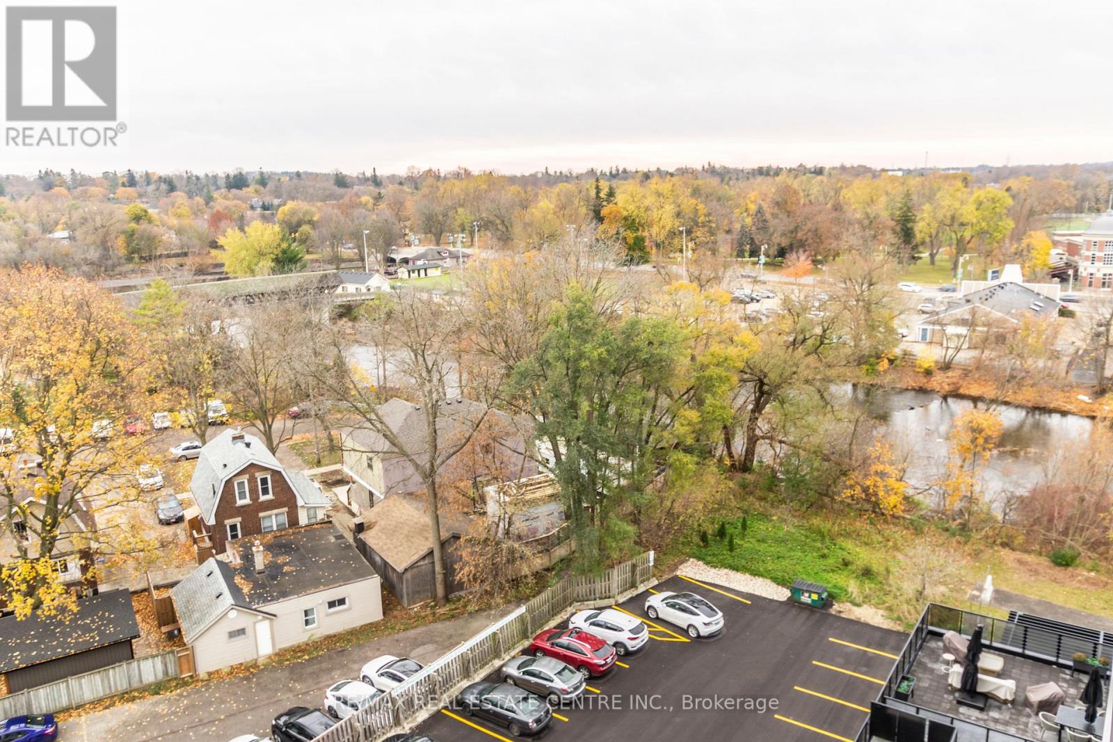 #701 -71 WYNDHAM ST S, #701