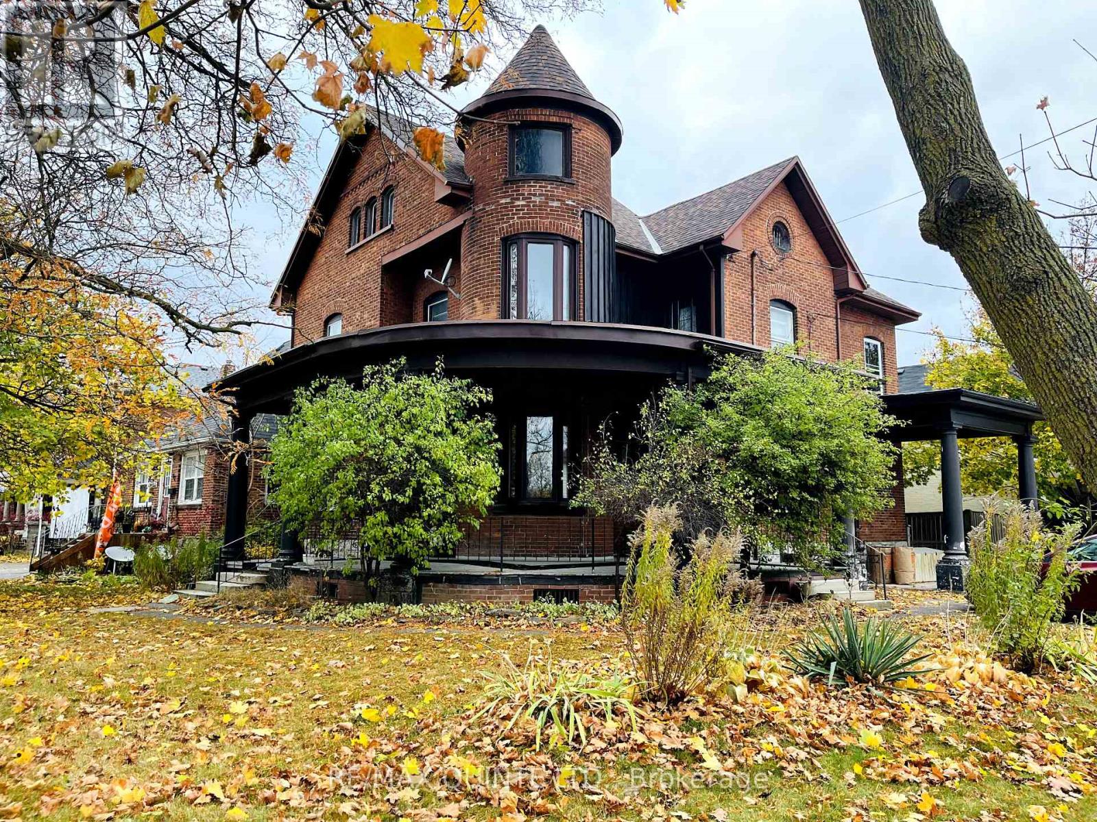 #2 -80 BRIDGE ST W, #2
