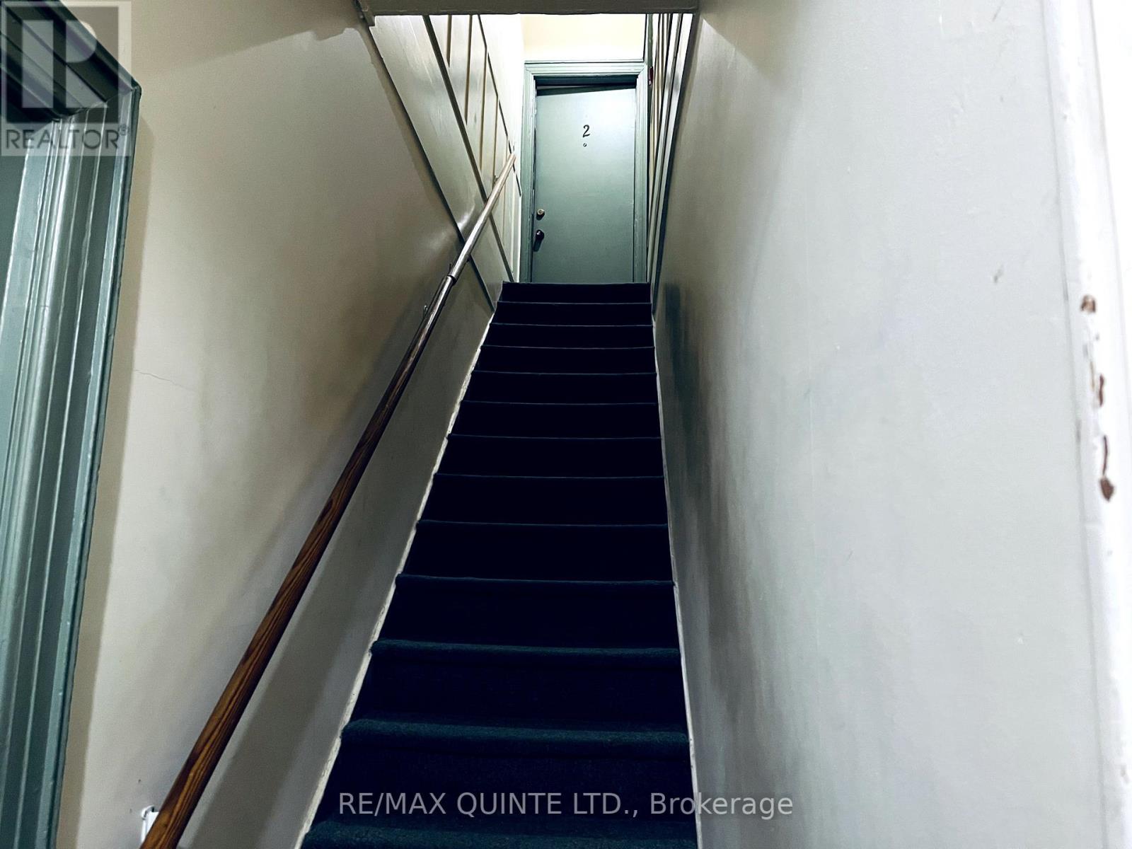 #2 -80 BRIDGE ST W, #2