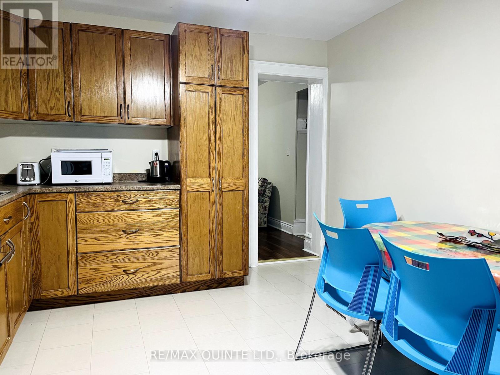 #2 -80 BRIDGE ST W, #2