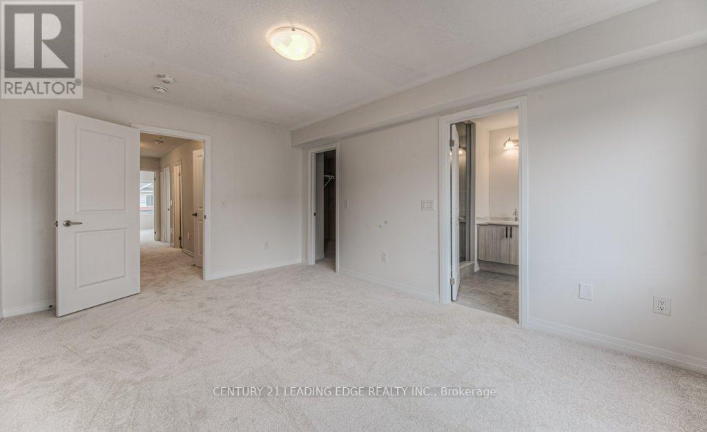 6 CROSSMORE CRES